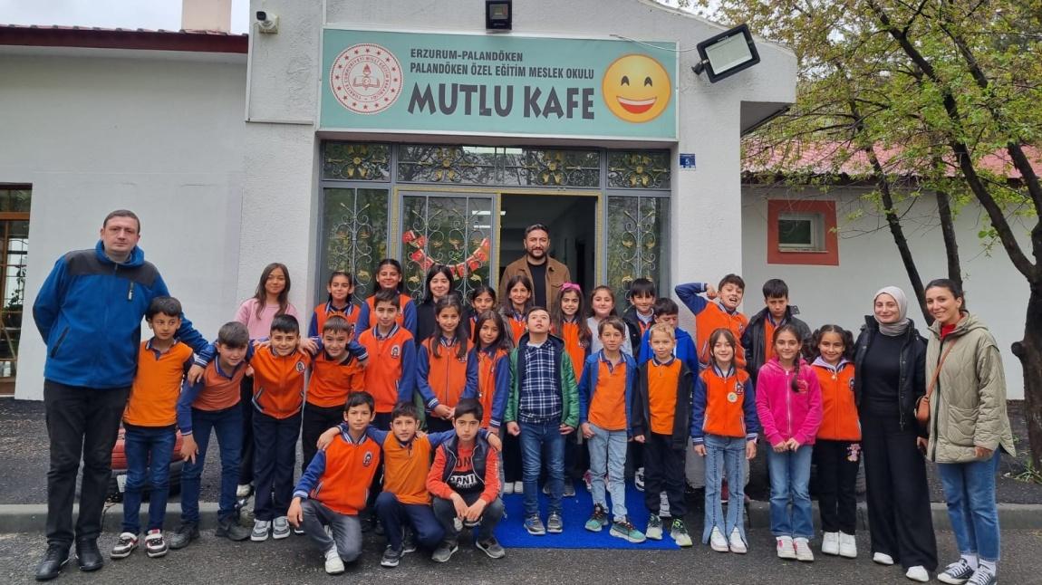EN BÜYÜK ENGEL SEVGİSİZLİKTİR